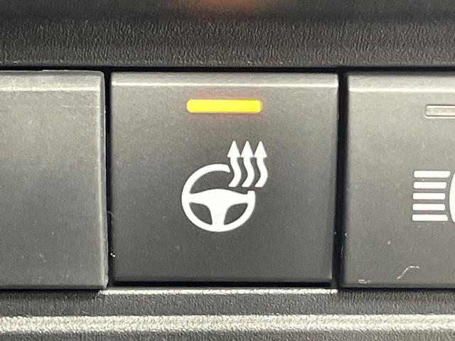 ヤリスクロス Ｚ　ディスプレイオーディオ　全周囲カメラ　衝突被害軽減システム　レーダークルーズ　禁煙車　ハーフレザーシート　パワーシート　ドラレコ　コーナーセンサー　スマートキー　ＬＥＤヘッド　ビルトインＥＴＣ（7枚目）