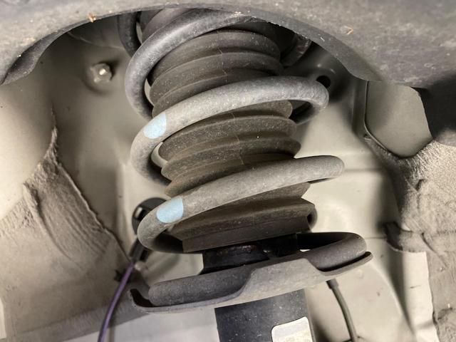 ムーヴキャンバス ＧメイクアップＶＳ　ＳＡＩＩＩ　純正ＳＤナビ　両側電動ドア　全周囲カメラ　衝突被害軽減システム　禁煙車　シートヒーター　ドラレコ　コーナーセンサー　スマートキー　ＬＥＤヘッド　ＥＴＣ　オートハイビーム　車線逸脱警報　オートライト（20枚目）