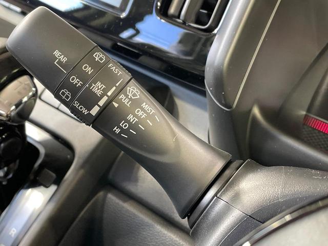 スペーシアカスタム ハイブリッドXS 届出済未使用車 純正9型ナビ 両側電動ドア 全周囲カメラ 衝突軽減装置 ハーフレザーシート コーナーセンサー スマートキー LEDヘッド 純正15インチアルミ オートハイビーム 車線逸脱警報(35枚目)