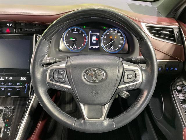 ハリアー プログレス　メーカー９インチナビ　全周囲カメラ　ＪＢＬサウンド　衝突被害軽減システム　電動リアゲート　レザーシート　パワーシート　ドラレコ　コーナーセンサー　スマートキー　ＬＥＤヘッド　ビルトインＥＴＣ　クルコン（11枚目）