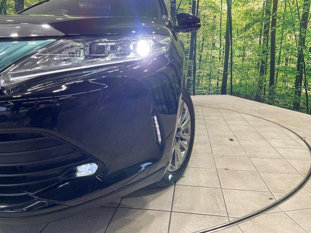 ハリアー プログレス　メーカー９インチナビ　全周囲カメラ　ＪＢＬサウンド　衝突被害軽減システム　電動リアゲート　レザーシート　パワーシート　ドラレコ　コーナーセンサー　スマートキー　ＬＥＤヘッド　ビルトインＥＴＣ　クルコン（12枚目）