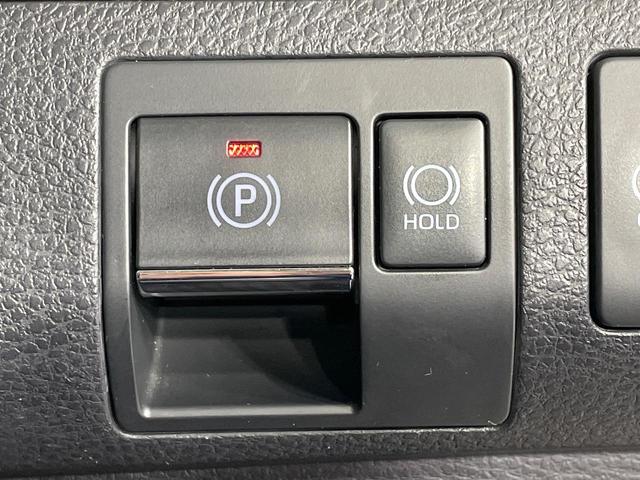 ハリアー プログレス　メーカー９インチナビ　全周囲カメラ　ＪＢＬサウンド　衝突被害軽減システム　電動リアゲート　レザーシート　パワーシート　ドラレコ　コーナーセンサー　スマートキー　ＬＥＤヘッド　ビルトインＥＴＣ　クルコン（31枚目）