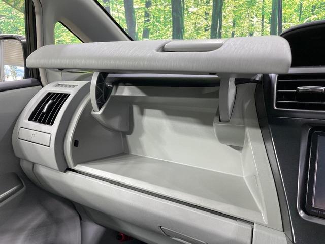 プリウスアルファ Ｓ　純正ＳＤナビ　バックカメラ　スマートキー　ＬＥＤヘッド　ＥＴＣ　純正１６インチアルミ　オートライト　オートエアコン　Ｂｌｕｅｔｏｏｔｈ　ＣＤ　ＤＶＤ再生　フルセグ（57枚目）