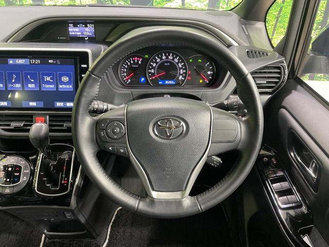 ヴォクシー ＺＳ　煌ＩＩＩ　両側電動ドア　純正１０型ナビ　後席モニター　バックカメラ　衝突軽減装置　禁煙車　ハーフレザーシート　ドラレコ　コーナーセンサー　スマートキー　ＬＥＤヘッド　ビルトインＥＴＣ（11枚目）