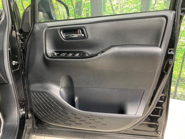 ヴォクシー ＺＳ　煌ＩＩＩ　両側電動ドア　純正１０型ナビ　後席モニター　バックカメラ　衝突軽減装置　禁煙車　ハーフレザーシート　ドラレコ　コーナーセンサー　スマートキー　ＬＥＤヘッド　ビルトインＥＴＣ（54枚目）