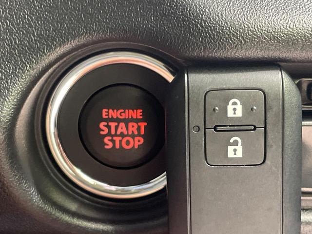 ジムニー ＸＣ　４ＷＤ　ターボ　届出済未使用車　衝突被害軽減システム　コーナーセンサー　スマートキー　ＬＥＤヘッド　クルコン　純正１６インチアルミ　オートハイビーム　車線逸脱警報　オートライト　オートエアコン（7枚目）