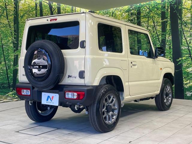 ジムニー ＸＣ　４ＷＤ　ターボ　届出済未使用車　衝突被害軽減システム　コーナーセンサー　スマートキー　ＬＥＤヘッド　クルコン　純正１６インチアルミ　オートハイビーム　車線逸脱警報　オートライト　オートエアコン（17枚目）