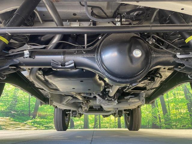 ジムニー ＸＣ　４ＷＤ　ターボ　届出済未使用車　衝突被害軽減システム　コーナーセンサー　スマートキー　ＬＥＤヘッド　クルコン　純正１６インチアルミ　オートハイビーム　車線逸脱警報　オートライト　オートエアコン（19枚目）