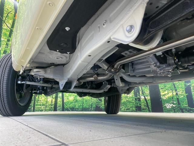 ジムニー ＸＣ　４ＷＤ　ターボ　届出済未使用車　衝突被害軽減システム　コーナーセンサー　スマートキー　ＬＥＤヘッド　クルコン　純正１６インチアルミ　オートハイビーム　車線逸脱警報　オートライト　オートエアコン（21枚目）