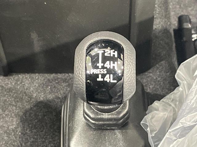ジムニー ＸＣ　４ＷＤ　ターボ　届出済未使用車　衝突被害軽減システム　コーナーセンサー　スマートキー　ＬＥＤヘッド　クルコン　純正１６インチアルミ　オートハイビーム　車線逸脱警報　オートライト　オートエアコン（50枚目）