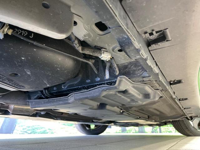 オーラ Ｇ　純正９型ナビ　全周囲カメラ　ＢＯＳＥサウンド　衝突被害軽減システム　禁煙車　コーナーセンサー　スマートキー　ＬＥＤヘッド　ビルトインＥＴＣ　純正１７インチアルミ　オートハイビーム　オートライト（22枚目）