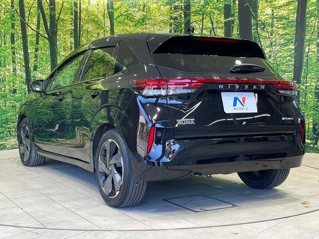 オーラ Ｇ　純正９型ナビ　全周囲カメラ　ＢＯＳＥサウンド　衝突被害軽減システム　禁煙車　コーナーセンサー　スマートキー　ＬＥＤヘッド　ビルトインＥＴＣ　純正１７インチアルミ　オートハイビーム　オートライト（26枚目）