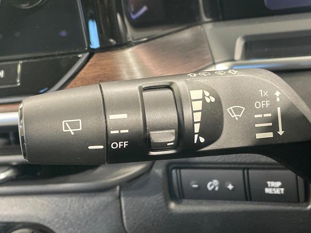 オーラ Ｇ　純正９型ナビ　全周囲カメラ　ＢＯＳＥサウンド　衝突被害軽減システム　禁煙車　コーナーセンサー　スマートキー　ＬＥＤヘッド　ビルトインＥＴＣ　純正１７インチアルミ　オートハイビーム　オートライト（35枚目）