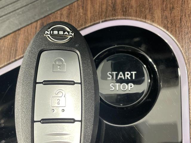 オーラ Ｇ　純正９型ナビ　全周囲カメラ　ＢＯＳＥサウンド　衝突被害軽減システム　禁煙車　コーナーセンサー　スマートキー　ＬＥＤヘッド　ビルトインＥＴＣ　純正１７インチアルミ　オートハイビーム　オートライト（55枚目）