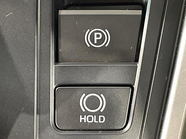 ヴォクシー ハイブリッドＳ－Ｚ　両側電動ドア　純正１０．５型ナビ　　全周囲カメラ　快適利便パッケージ　衝突被害軽減システム　トヨタチームメイト　レーダークルーズ　禁煙車　電動リアゲート　ハーフレザーシート　ドラレコ　ＥＴＣ２．０（58枚目）