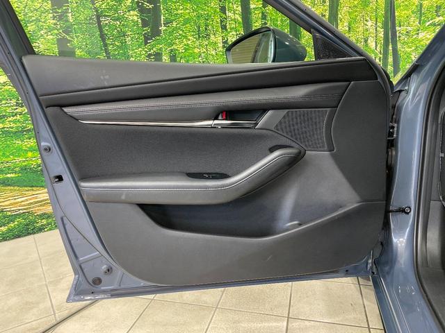 ＭＡＺＤＡ３ファストバック １５Ｓツーリング　純正８．８型ナビ　バックカメラ　衝突軽減装置　レーダークルーズ　禁煙車　コーナーセンサー　スマートキー　ＬＥＤヘッド　ＥＴＣ　純正１８インチアルミ　オートハイビーム　車線逸脱警報　オートライト（41枚目）