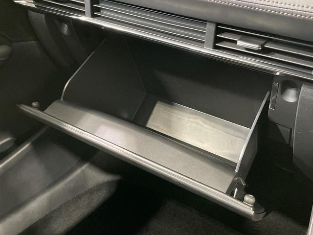 ＭＡＺＤＡ３ファストバック １５Ｓツーリング　純正８．８型ナビ　バックカメラ　衝突軽減装置　レーダークルーズ　禁煙車　コーナーセンサー　スマートキー　ＬＥＤヘッド　ＥＴＣ　純正１８インチアルミ　オートハイビーム　車線逸脱警報　オートライト（47枚目）