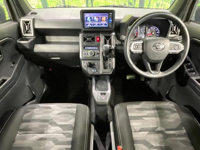 タフト Ｇターボ　クロムベンチャー　ターボ　ガラスルーフ　純正ナビ　全周囲カメラ　衝突被害軽減システム　禁煙車　コーナーセンサー　スマートキー　ＬＥＤヘッド　ルーフレール　ＥＴＣ　純正１５インチアルミ　オートハイビーム　車線逸脱警報（2枚目）