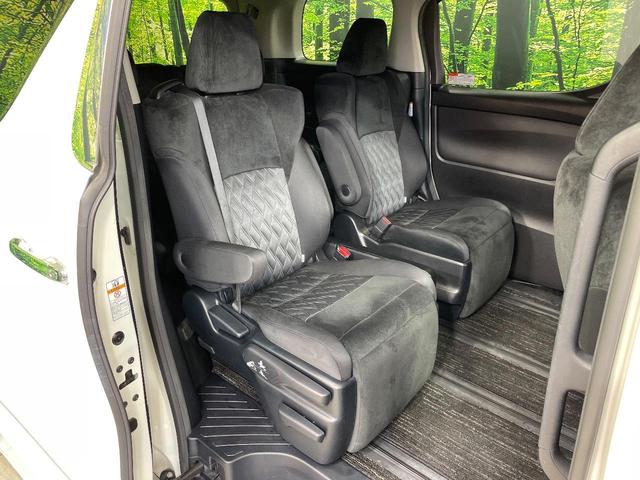 アルファード ２．５Ｓ　Ａパッケージ　ＴＲＤエアロ　両側電動ドア　ＢＯＧ－Ｘ１１型ナビ　後席モニター　バックカメラ　衝突被害軽減システム　レーダークルーズ　禁煙車　コーナーセンサー　スマートキー　ＬＥＤヘッド　ビルトインＥＴＣ（9枚目）