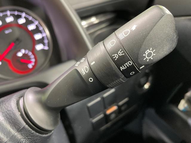 アルファード ２．５Ｓ　Ａパッケージ　ＴＲＤエアロ　両側電動ドア　ＢＯＧ－Ｘ１１型ナビ　後席モニター　バックカメラ　衝突被害軽減システム　レーダークルーズ　禁煙車　コーナーセンサー　スマートキー　ＬＥＤヘッド　ビルトインＥＴＣ（39枚目）