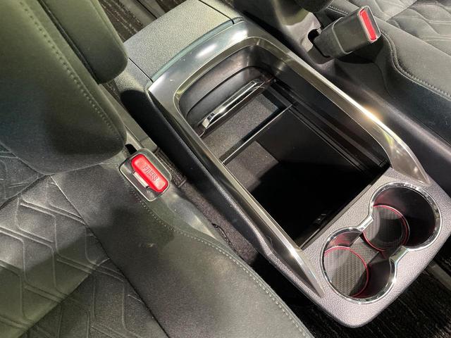 アルファード ２．５Ｓ　Ａパッケージ　ＴＲＤエアロ　両側電動ドア　ＢＯＧ－Ｘ１１型ナビ　後席モニター　バックカメラ　衝突被害軽減システム　レーダークルーズ　禁煙車　コーナーセンサー　スマートキー　ＬＥＤヘッド　ビルトインＥＴＣ（61枚目）