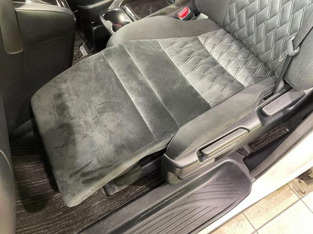 アルファード ２．５Ｓ　Ａパッケージ　ＴＲＤエアロ　両側電動ドア　ＢＯＧ－Ｘ１１型ナビ　後席モニター　バックカメラ　衝突被害軽減システム　レーダークルーズ　禁煙車　コーナーセンサー　スマートキー　ＬＥＤヘッド　ビルトインＥＴＣ（71枚目）