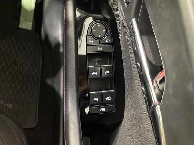 ＣＸ－３０ ２０Ｓ　ブラックトーンエディション　マツダコネクト８インチ　全周囲カメラ　衝突軽減システム　レーダークルーズ　ドラレコ　ＥＴＣ　ＬＥＤヘッド　純正１８インチＡＷ　電動リアゲート　スマートキー　デュアオートエアコン　アイド（54枚目）