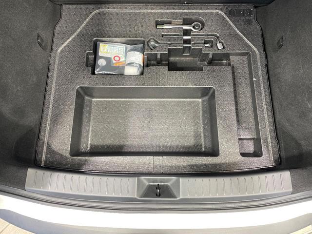 ＣＸ－３０ ２０Ｓ　ブラックトーンエディション　マツダコネクト８インチ　全周囲カメラ　衝突軽減システム　レーダークルーズ　ドラレコ　ＥＴＣ　ＬＥＤヘッド　純正１８インチＡＷ　電動リアゲート　スマートキー　デュアオートエアコン　アイド（65枚目）