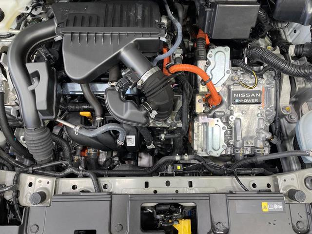 ノート Ｘ　ナビ　バックカメラ　衝突軽減装置　禁煙車　コーナーセンサー　スマートキー　ＬＥＤヘッド　ＥＴＣ　オートハイビーム　車線逸脱警報　オートライト　オートエアコン　Ｂｌｕｅｔｏｏｔｈ（18枚目）