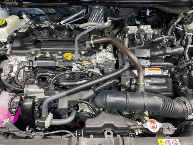 ヤリスクロス ハイブリッドＺ　全周囲カメラ　衝突被害軽減システム　禁煙車　パワーシート　コーナーセンサー　スマートキー　ＬＥＤヘッド　ビルトインＥＴＣ　純正１８インチアルミ　オートハイビーム　車線逸脱警報　オートライト（18枚目）