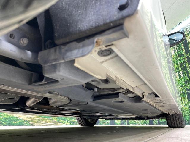 プリウス Ｓセーフティプラス　ツートーン　ＳＤナビ　バックカメラ　衝突被害軽減システム　禁煙車　ドラレコ　コーナーセンサー　スマートキー　ＬＥＤヘッド　ＥＴＣ　クルコン　純正１７インチアルミ　オートハイビーム　パークアシスト　車線逸脱警報（23枚目）