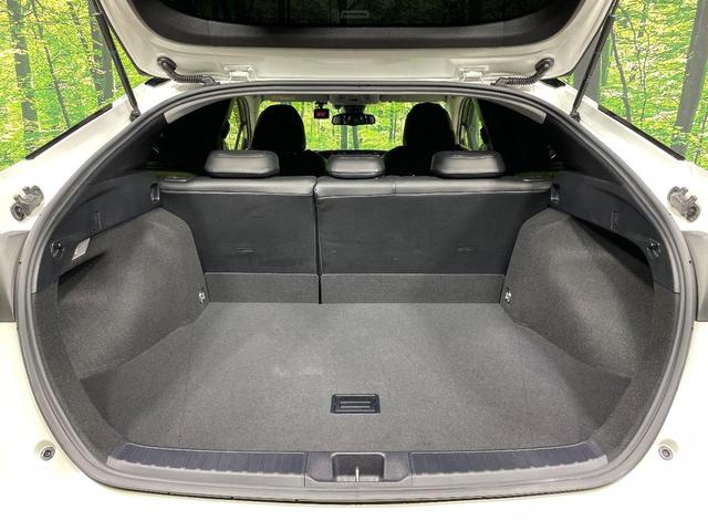 プリウス Ｓセーフティプラス　ツートーン　ＳＤナビ　バックカメラ　衝突被害軽減システム　禁煙車　ドラレコ　コーナーセンサー　スマートキー　ＬＥＤヘッド　ＥＴＣ　クルコン　純正１７インチアルミ　オートハイビーム　パークアシスト　車線逸脱警報（34枚目）