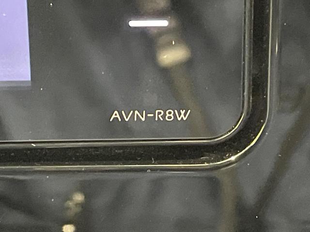 プリウス Ｓセーフティプラス　ツートーン　ＳＤナビ　バックカメラ　衝突被害軽減システム　禁煙車　ドラレコ　コーナーセンサー　スマートキー　ＬＥＤヘッド　ＥＴＣ　クルコン　純正１７インチアルミ　オートハイビーム　パークアシスト　車線逸脱警報（43枚目）