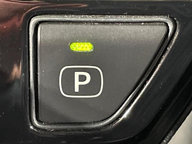 プリウス Ｓセーフティプラス　ツートーン　ＳＤナビ　バックカメラ　衝突被害軽減システム　禁煙車　ドラレコ　コーナーセンサー　スマートキー　ＬＥＤヘッド　ＥＴＣ　クルコン　純正１７インチアルミ　オートハイビーム　パークアシスト　車線逸脱警報（46枚目）