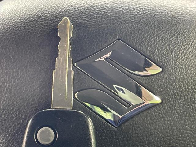 �y�L�[���X�X�^�[�g�V�X�e���z�J�o����|�P�b�g�ɓ��ꂽ�܂܂ł��h�A�̎{���E�������\�ȃX�}�[�g�L�[�𑕔��B�G���W���̃I���E�I�t�����J�M�����o���K�v����������Ƃ��Ă��֗��ł���