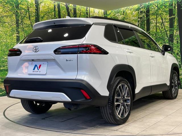 カローラクロス ハイブリッド　Ｚ　ガラスルーフ　全周囲カメラ　衝突被害軽減システム　レーダークルーズ　禁煙車　電動リアゲート　ハーフレザーシート　前席シートエアコン　パワーシート　コーナーセンサー　スマートキー（17枚目）