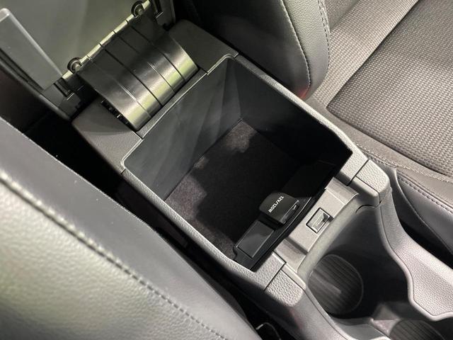 カローラクロス ハイブリッド　Ｚ　ガラスルーフ　全周囲カメラ　衝突被害軽減システム　レーダークルーズ　禁煙車　電動リアゲート　ハーフレザーシート　前席シートエアコン　パワーシート　コーナーセンサー　スマートキー（49枚目）