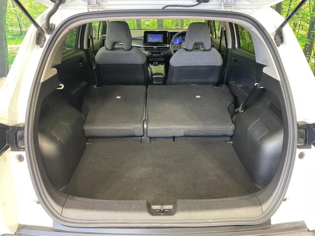 ノート Ｓ　ＳＤナビ　バックカメラ　衝突被害軽減システム　禁煙車　コーナーセンサー　スマートキー　ＥＴＣ　オートハイビーム　車線逸脱警報　オートライト　オートエアコン　Ｂｌｕｅｔｏｏｔｈ　ＣＤ（10枚目）