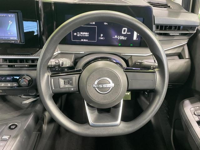 ノート Ｓ　ＳＤナビ　バックカメラ　衝突被害軽減システム　禁煙車　コーナーセンサー　スマートキー　ＥＴＣ　オートハイビーム　車線逸脱警報　オートライト　オートエアコン　Ｂｌｕｅｔｏｏｔｈ　ＣＤ（11枚目）