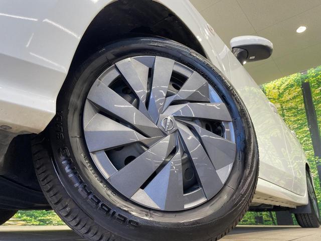 ノート Ｓ　ＳＤナビ　バックカメラ　衝突被害軽減システム　禁煙車　コーナーセンサー　スマートキー　ＥＴＣ　オートハイビーム　車線逸脱警報　オートライト　オートエアコン　Ｂｌｕｅｔｏｏｔｈ　ＣＤ（13枚目）