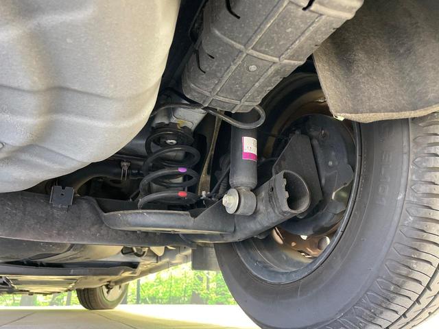 ノート Ｓ　ＳＤナビ　バックカメラ　衝突被害軽減システム　禁煙車　コーナーセンサー　スマートキー　ＥＴＣ　オートハイビーム　車線逸脱警報　オートライト　オートエアコン　Ｂｌｕｅｔｏｏｔｈ　ＣＤ（23枚目）