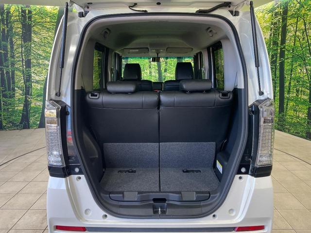Ｎ－ＢＯＸカスタム Ｇ　ＳＳブラックスタイルパッケージ　両側電動ドア　ＳＤナビ　バックカメラ　禁煙車　スマートキー　ＨＩＤヘッド　ビルトインＥＴＣ　純正１４インチアルミ　オートライト　オートエアコン　Ｂｌｕｅｔｏｏｔｈ　ＣＤ　ＤＶＤ再生　フルセグ（33枚目）
