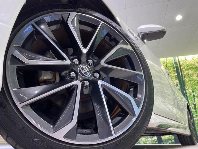 �y�����P�W�C���`�A���~�z�C�[���z�O�ςɃ}�b�`���������A���~�z�C�[���𑕒����Ă���܂��B�e��ЊO�A���~�z�C�[����A�X�^�b�h���X�^�C�����戵�����Ă���܂��B���񂲑��k����������