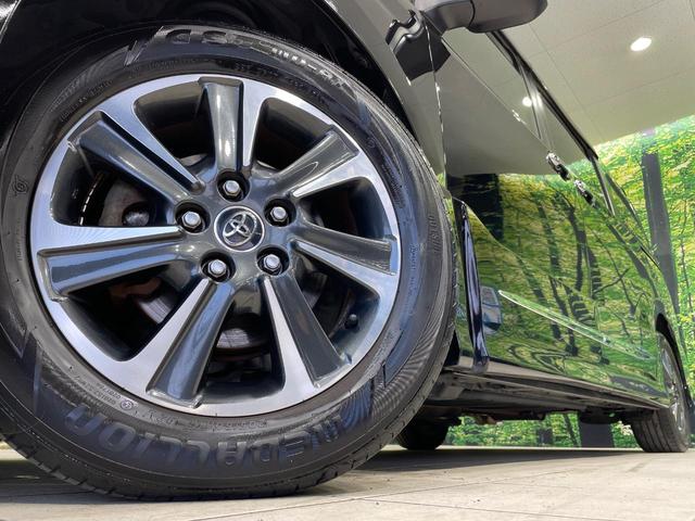 ヴォクシー ＺＳ　フルエアロ　電動スライドドア　後席モニター　バックカメラ　衝突被害軽減システム　禁煙車　スマートキー　ＬＥＤヘッド　ビルトインＥＴＣ　クルコン　純正１６インチアルミ　オートハイビーム　車線逸脱警報（14枚目）