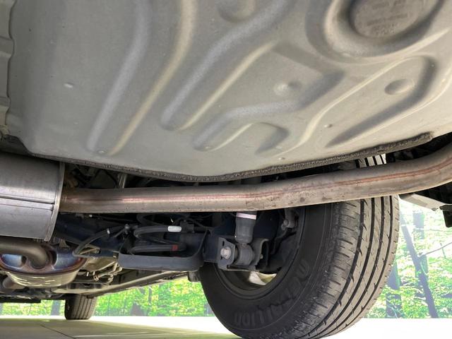 ヴォクシー ＺＳ　フルエアロ　電動スライドドア　後席モニター　バックカメラ　衝突被害軽減システム　禁煙車　スマートキー　ＬＥＤヘッド　ビルトインＥＴＣ　クルコン　純正１６インチアルミ　オートハイビーム　車線逸脱警報（22枚目）