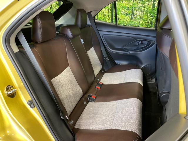 ヤリスクロス ハイブリッドＺ　フルエアロ　全周囲カメラ　衝突被害軽減システム　レーダークルーズ　禁煙車　電動リアゲート　ハーフレザーシート　パワーシート　ドラレコ　コーナーセンサー　スマートキー　ＬＥＤヘッド　ビルトインＥＴＣ（9枚目）