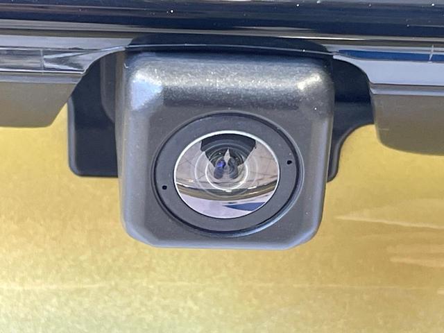 ヤリスクロス ハイブリッドＺ　フルエアロ　全周囲カメラ　衝突被害軽減システム　レーダークルーズ　禁煙車　電動リアゲート　ハーフレザーシート　パワーシート　ドラレコ　コーナーセンサー　スマートキー　ＬＥＤヘッド　ビルトインＥＴＣ（33枚目）