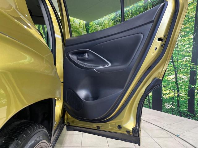 ヤリスクロス ハイブリッドＺ　フルエアロ　全周囲カメラ　衝突被害軽減システム　レーダークルーズ　禁煙車　電動リアゲート　ハーフレザーシート　パワーシート　ドラレコ　コーナーセンサー　スマートキー　ＬＥＤヘッド　ビルトインＥＴＣ（63枚目）