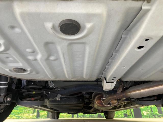 ヴォクシー ハイブリッドＺＳ　煌ＩＩ　両側電動ドア　ＢＩＧＸ９型ナビ　後席モニター　バックカメラ　衝突軽減装置　禁煙車　ドラレコ　コーナーセンサー　スマートキー　ＬＥＤヘッド　ビルトインＥＴＣ　クルコン　純正１６インチアルミ（19枚目）