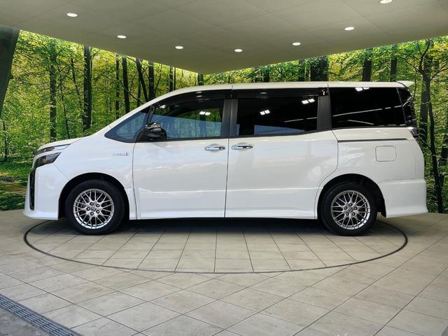 ヴォクシー ハイブリッドＺＳ　煌ＩＩ　両側電動ドア　ＢＩＧＸ９型ナビ　後席モニター　バックカメラ　衝突軽減装置　禁煙車　ドラレコ　コーナーセンサー　スマートキー　ＬＥＤヘッド　ビルトインＥＴＣ　クルコン　純正１６インチアルミ（25枚目）